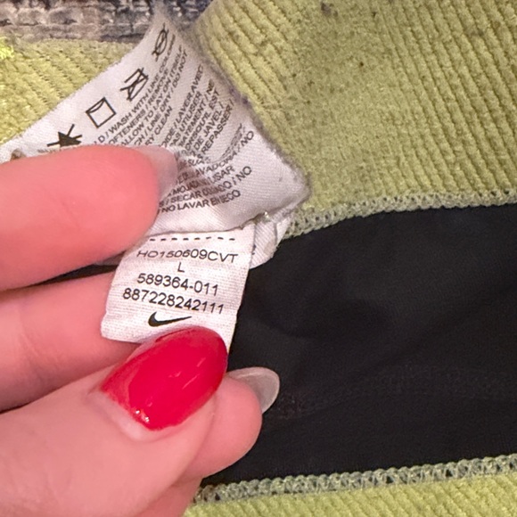 ✨✨Nike Black Shorts with Yellow Band - Picture 3 of 4